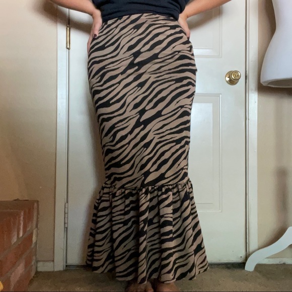 House of Lancry Cara Ruffle zebra print skirt - Picture 9 of 11